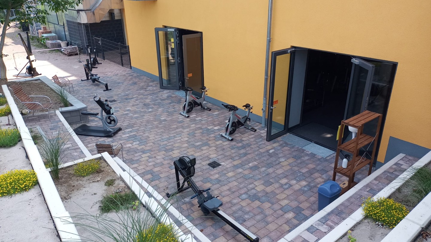 Cardiotraining auf unserer neuen Terrasse